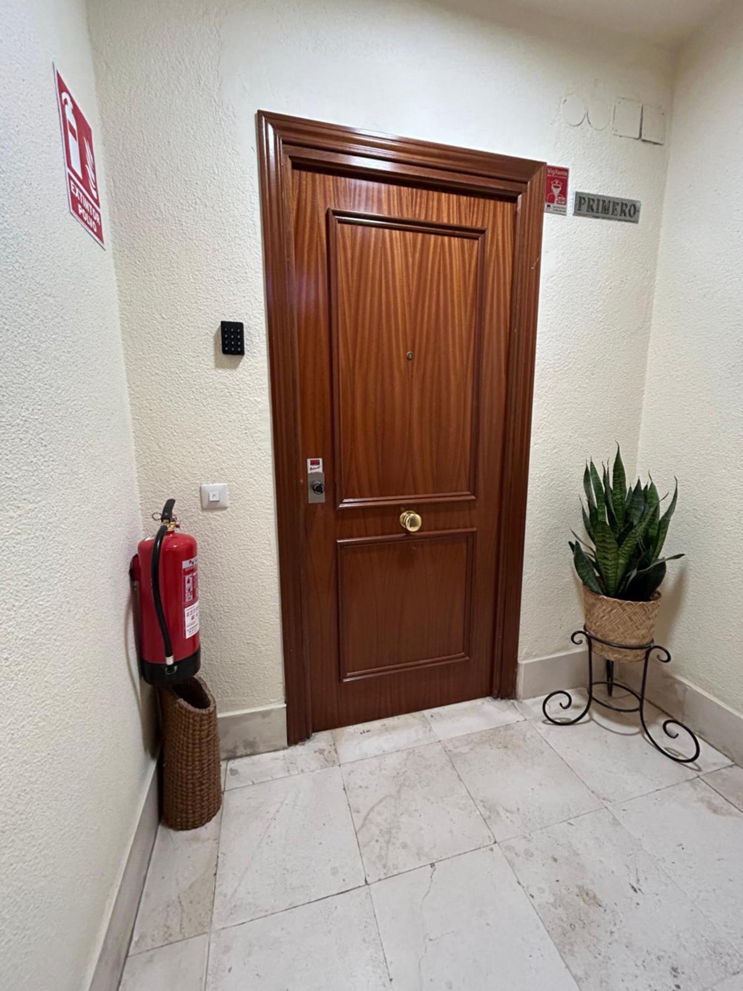 Mara Arenal Sevilla Екстер'єр фото